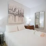 Luxury Center Apartamento *